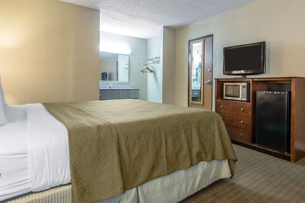 Rodeway Inn Lawton Quarto foto