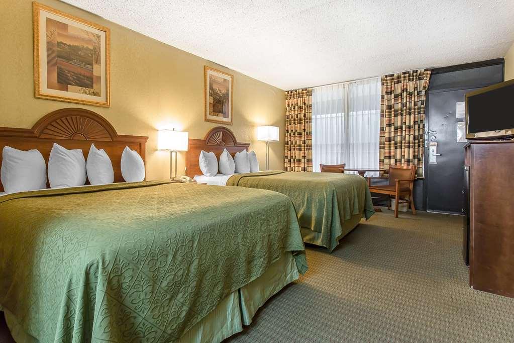 Rodeway Inn Lawton Quarto foto