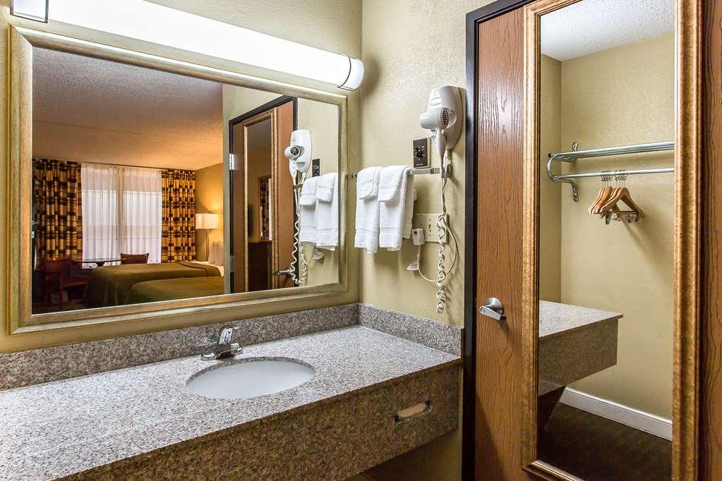 Rodeway Inn Lawton Quarto foto